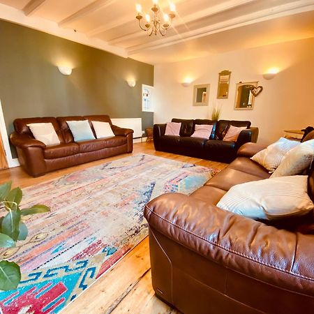 sanders yard Whitby Bagian luar foto