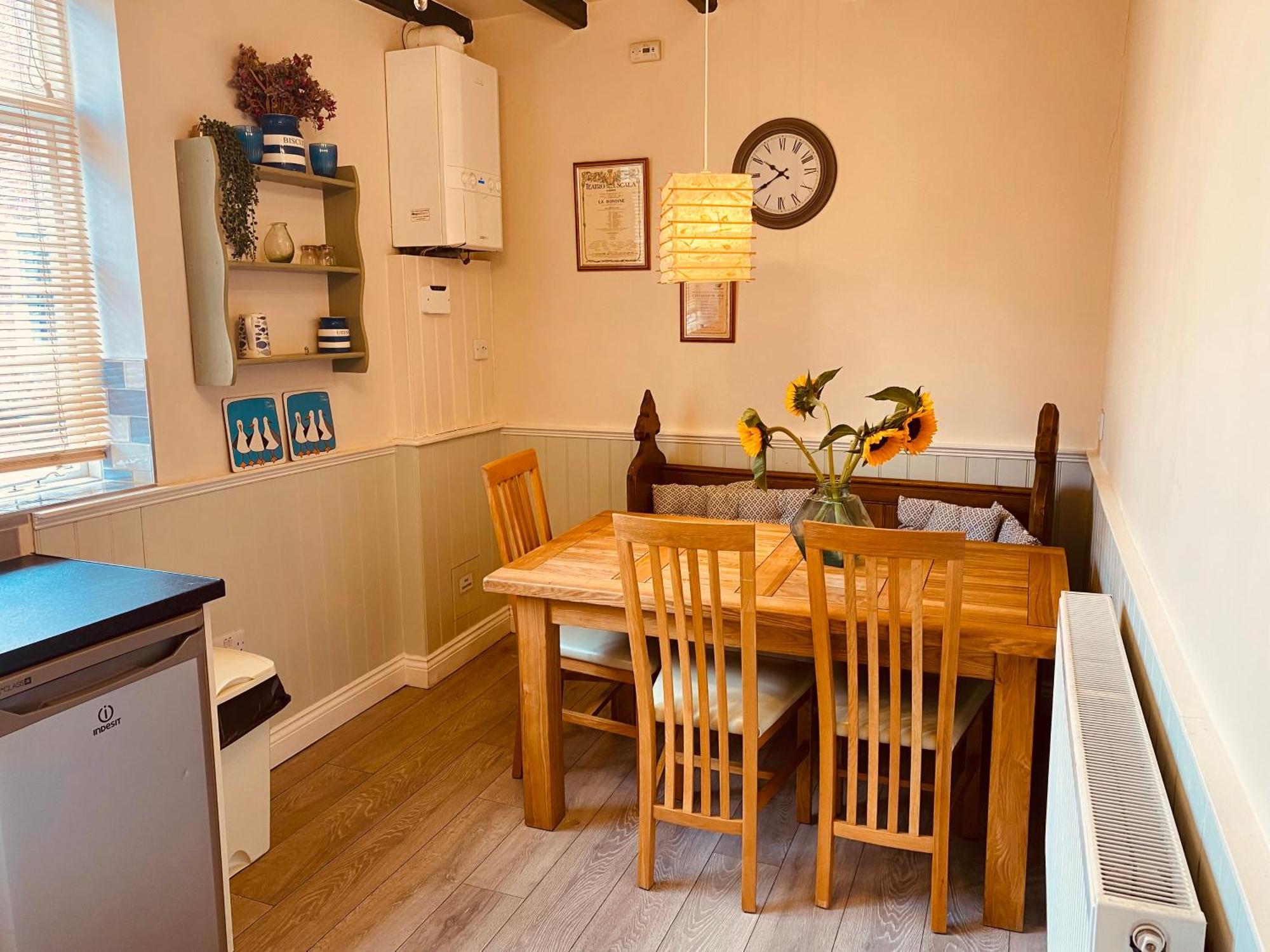 sanders yard Whitby Bagian luar foto