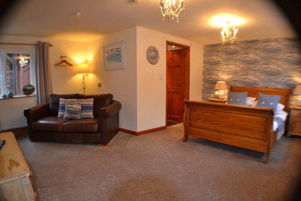 sanders yard Whitby Bagian luar foto
